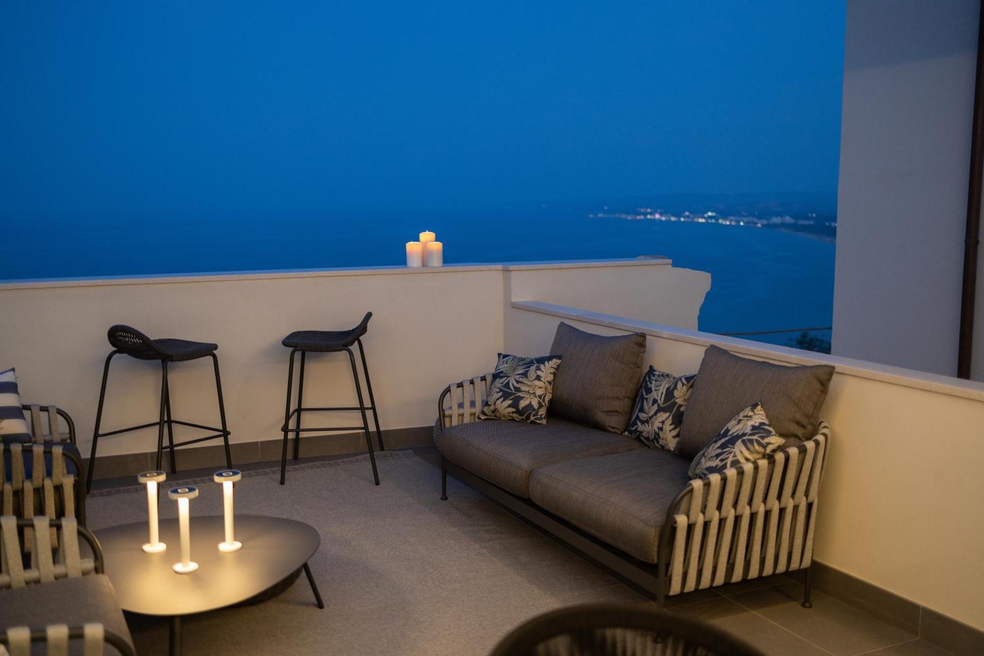 Bluonly Boutique B&B Васто Экстерьер фото