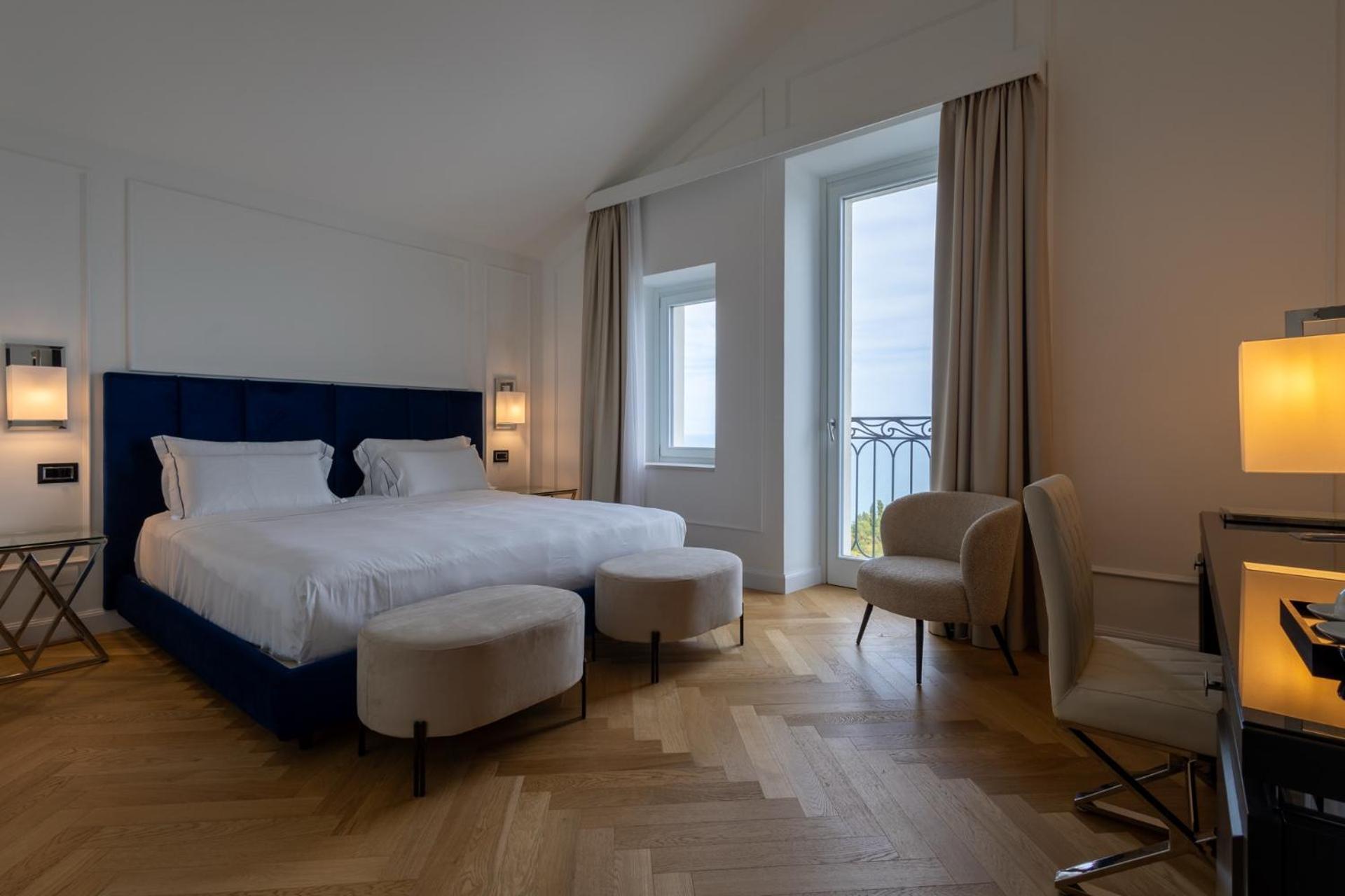 Bluonly Boutique B&B Васто Экстерьер фото
